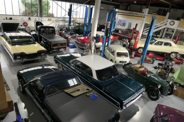 classic_workshop_christchurch_group_car_shots_4